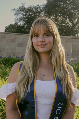 image of samantha courtright